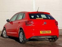 Used VW Polo SE 65 HP (47 kW) 2018 Red Hatchback