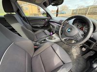 Used BMW 116 Sport Line 2009 Black Hatchback