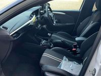 Used Vauxhall Corsa S 100 HP (73 kW) 2024 White Hatchback