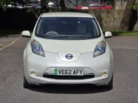 Used Nissan Leaf 80 kW (109 HP) 2012 White Hatchback