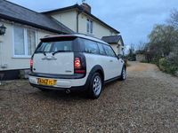 Usado Mini Cooper Clubman 2013 Blanco Familiar