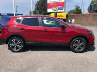 Used Nissan Qashqai N-Connecta 138 HP (101 kW) 2020 Red SUV