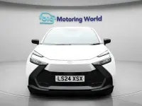 Usado Toyota C-HR 140 HP (102 kW) 2024 Branco SUV