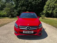 Used Mercedes B180 2015 Red Hatchback