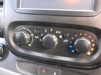 Used Vauxhall Vivaro Sportive 125 HP (91 kW) 2019 White MPV