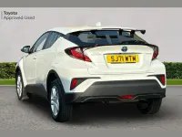 Used Toyota C-HR 122 HP (89 kW) 2021 White pearl SUV
