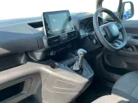 Used Citroën Berlingo PureTech 110 HP (80 kW) 2022 White MPV
