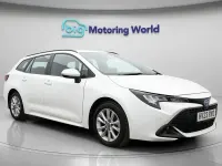 Used Toyota Corolla 140 HP (102 kW) 2023 White Estate