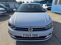 Used VW Polo SE 95 HP (69 kW) 2019 Silver Hatchback