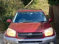 Used Toyota RAV4 147 HP (108 kW) 2004 Red SUV