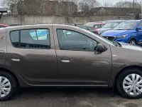 Używany Dacia Sandero Essentiel 95 KM (69 kW) 2019 Brązowy Hatchback