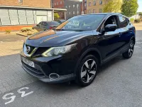 Used Nissan Qashqai N-Connecta 115 HP (84 kW) 2016 Black SUV