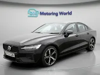 Usado Volvo S60 Plus 455 CV (334 kW) 2023 Negro Berlina