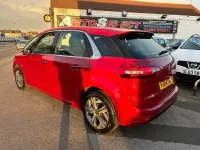 Używany Citroën C4 Picasso Exclusive 115 KM (84 kW) 2014 Czerwony Minivan