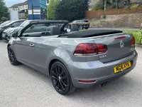 Usado VW Golf Cabriolet GT 140 HP (102 kW) 2016 Cinzento Cabrios