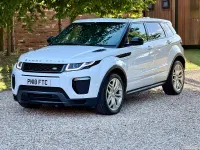 Used Land Rover Range Rover evoque HSE Dynamic 2018 White Estate