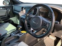 Used Kia Sportage GT-Line 177 HP (130 kW) 2017 White SUV