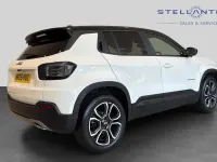 Used Jeep Avenger Summit 100 HP (73 kW) 2025 SUV