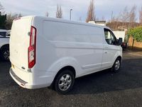 Used Ford Transit Custom Limited 130 HP (95 kW) 2016 White Van