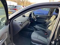 Begagnad Audi A1 Sport 2016 Svart Halvkombi