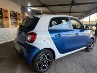 Used Smart ForFour Prime 71 HP (52 kW) 2018 White Hatchback