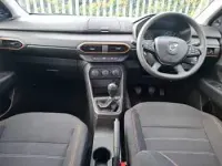 Used Dacia Sandero Essentiel 100 HP (73 kW) 2022 White Hatchback