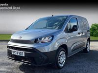 Used Toyota Proace City City 100 HP (73 kW) 2024 Silver shadow MPV