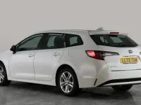 Used Toyota Corolla 140 HP (102 kW) 2022 White Estate