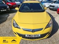 Used Vauxhall Astra GTC SRi 130 HP (95 kW) 2012 Yellow Hatchback