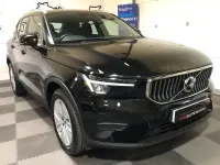 Begagnad Volvo XC40 Core 2022 Svart SUV