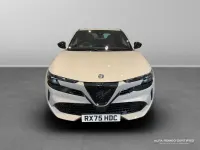 Ny Alfa Romeo Junior 134 HK (98 kW) 2026 Vit SUV
