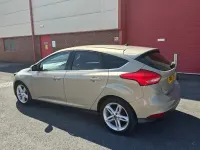 Used Ford Focus Zetec 120 HP (88 kW) 2015 Silver Hatchback