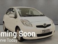 Used Toyota Yaris 2011 White Hatchback
