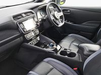 Used Nissan Leaf Tekna 108 kW (148 HP) 2019 White Hatchback