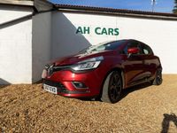 Used Renault Clio IV Dynamique 90 HP (66 kW) 2017 Red Hatchback