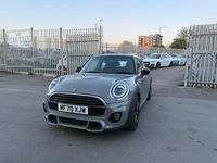 Begagnad Mini Cooper Hatch 2020 Grå Halvkombi