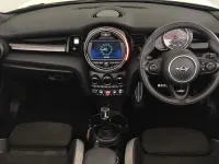 Używany Mini Cooper Sport 136 KM (100 kW) 2020 Biały Hatchback
