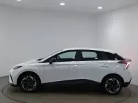 Used MG MG4 EV SE 125 kW (170 HP) 2023 White Hatchback