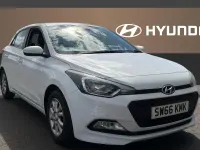 Used Hyundai i20 SE 84 HP (61 kW) 2016 White Hatchback