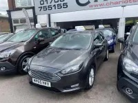 Usado Ford Focus Zetec 2016 Cinzento Citadino