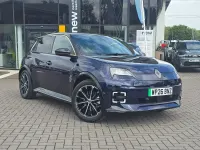Used Renault R5 Iconic 110 kW (150 HP) 2026 Midnight blue  Hatchback
