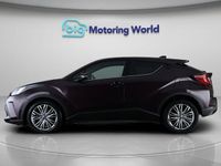 Used Toyota C-HR 122 HP (89 kW) 2022 Mauve/purple SUV