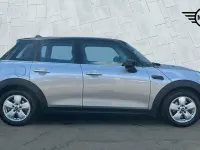 Used Mini Cooper Classic 134 HP (98 kW) 2024 Silver Hatchback