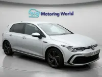Second-hand VW Golf VIII R-line 150 CP (110 kW) 2024 Hatchback