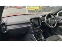 used Volvo XC40 2.0 T4 R DESIGN Pro 5dr Geartronic Petrol Estate
