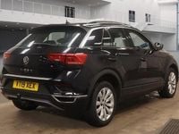 Usado VW T-Roc SE 150 HP (110 kW) 2019 Preto SUV