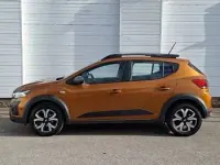 Używany Dacia Sandero Journey 91 KM (66 kW) 2023 Pomarańczowy Hatchback