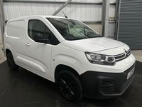 Used Citroën Berlingo 100 HP (73 kW) 2021 White MPV