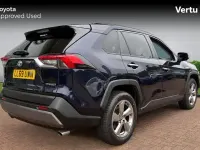 Usado Toyota RAV4 218 HP (160 kW) 2019 SUV