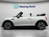 Usado Mini Cooper Cabriolet Exclusive 136 CV (100 kW) 2022 Plateado Descapotable
